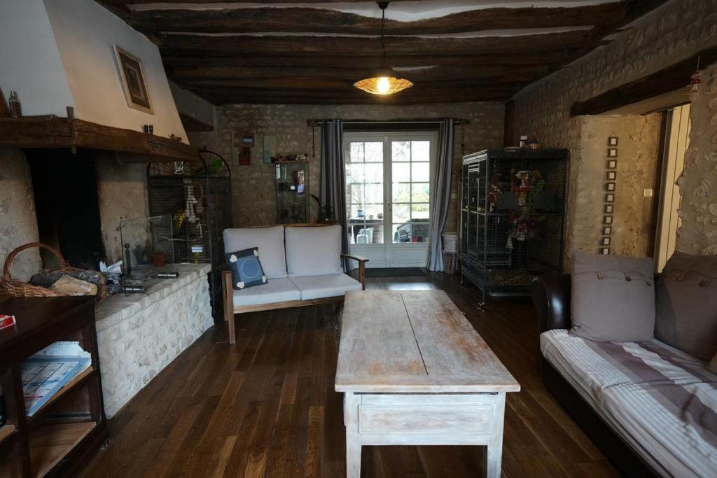 Ancienne Maison Des Templiers Gouillons エクステリア 写真