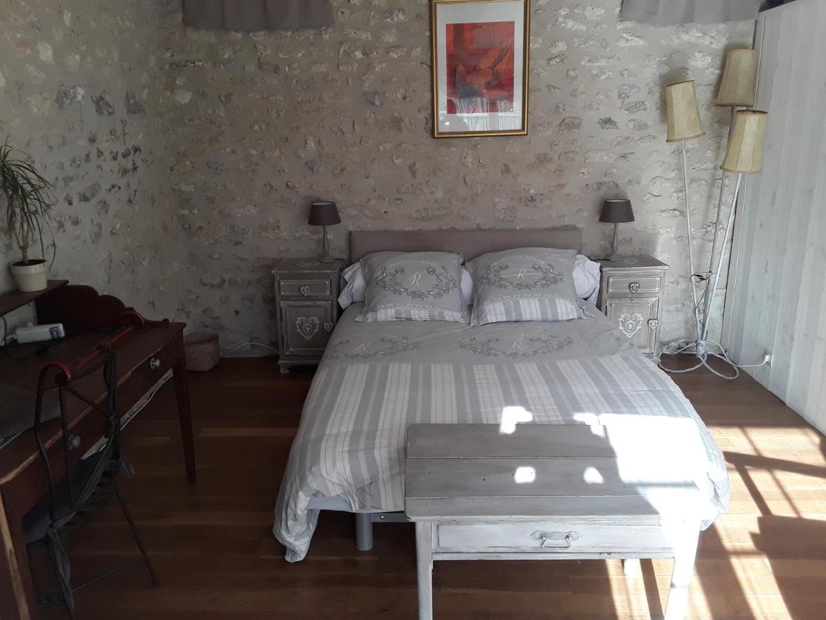 Ancienne Maison Des Templiers Gouillons エクステリア 写真
